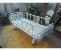 Arriendo cama clinica manual