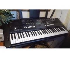 Teclado Yamaha PSR E-423