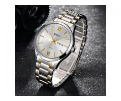 Reloj análogo pulsera metálica estilo formal