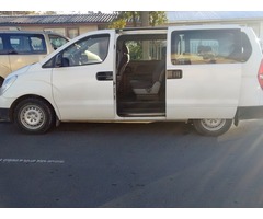 Vendo  Minibus Hyundai H-1 2010