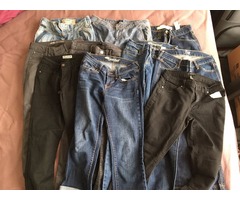 Vendo lote de ropa de mujer. Piezas nuevas, semi nuevas y otras usadas