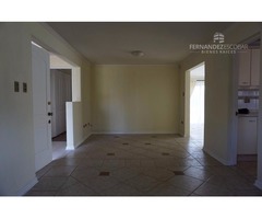 FERNANDEZ ESCOBAR Arrienda Casa 3D 2B Condominio Trasandino