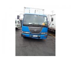 VENDO CAMION NISSAN CONDOR 2007