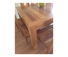 Comedor de madera